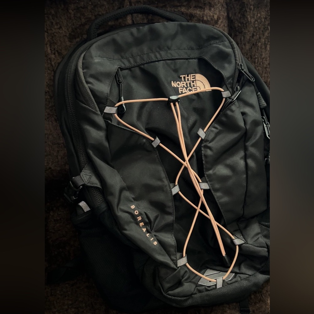 The North Face Borealis Backpack - Picture 3 of 9